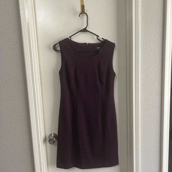 Purple Sleeveless Dress - Picture 1 of 3